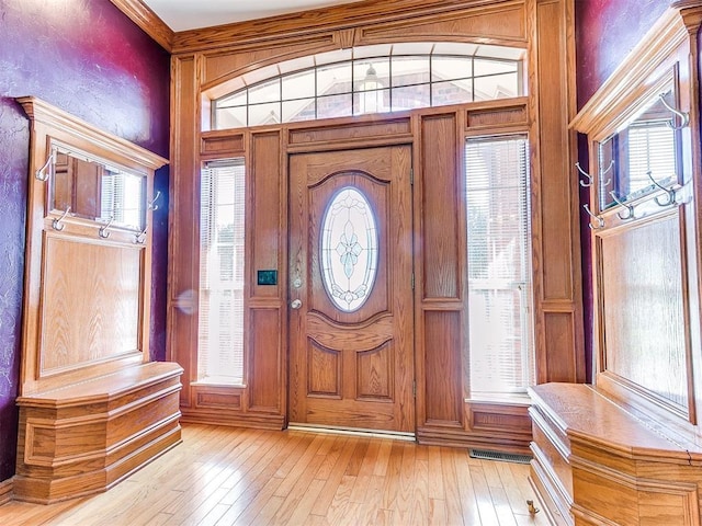 826 S Mustang Rd, Tuttle, OK 73089 - foyer entrance featuring light wood-type flooring