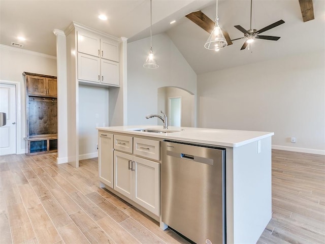 kitchen with a sink, stainless steel dishwasher, a kitchen island with sink, and light wood finished floors