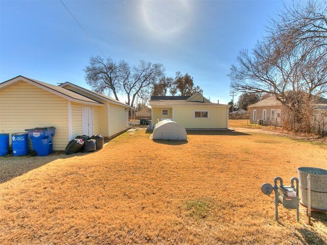 exterior space with a yard