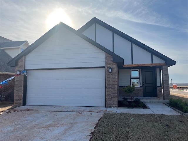 view of front facade with a garage