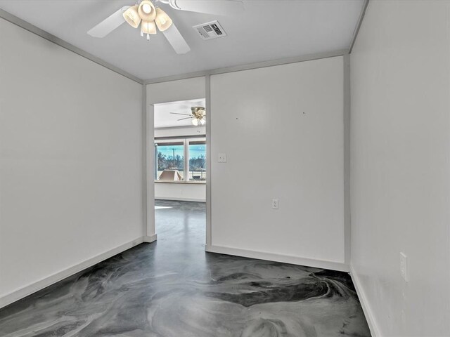 unfurnished room with ceiling fan