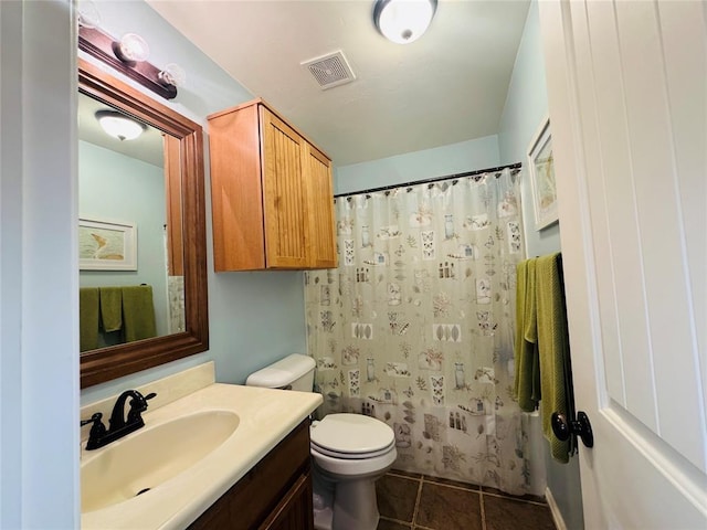 full bath featuring tile patterned floors, visible vents, toilet, curtained shower, and vanity