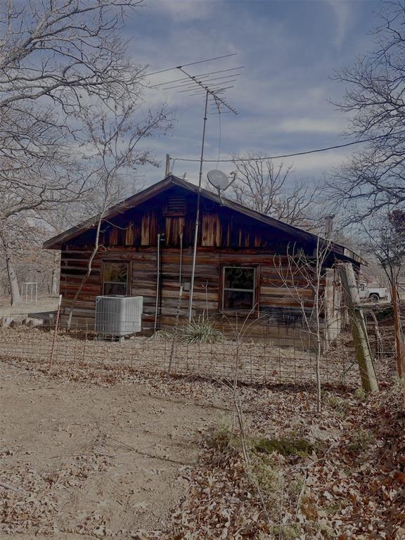 exterior space featuring an outdoor structure