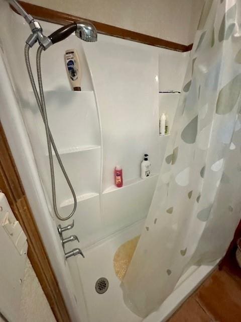 bathroom with walk in shower