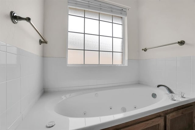 bathroom featuring a bathtub