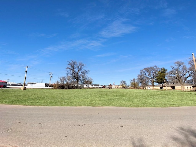 Listing photo 3 for 119 E Greer Ave, Sayre OK 73662