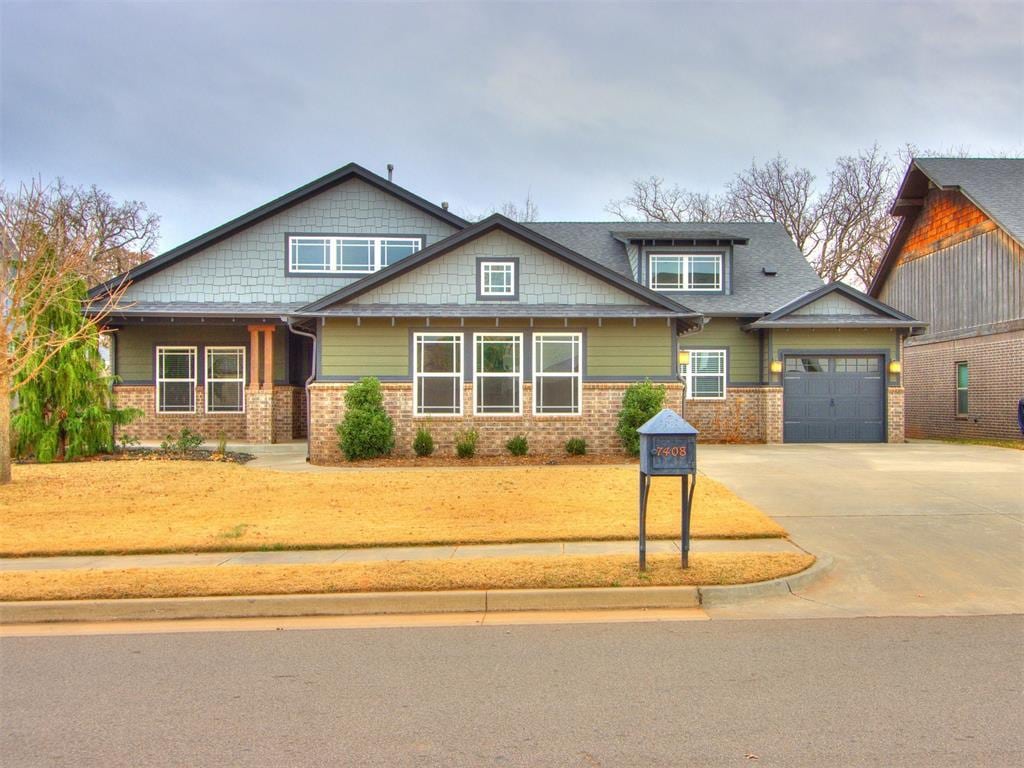 craftsman-style home featuring a garage