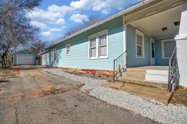 412 S 11th St, Clinton, OK 73601 - photo 4
