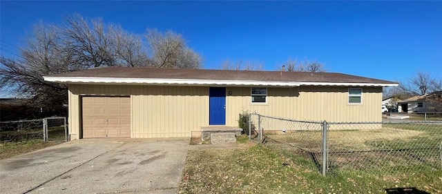 single story home featuring a garage