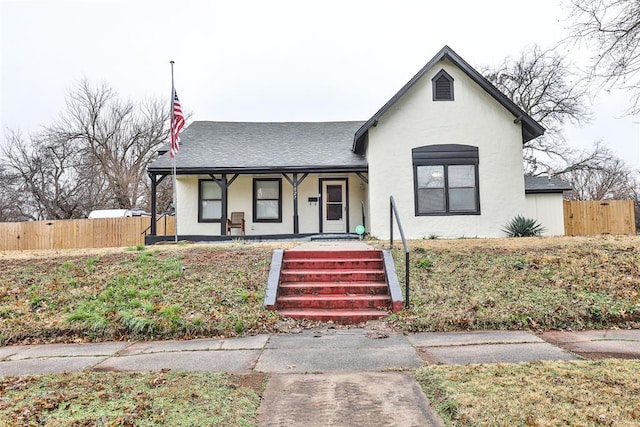 view of front of property featuring covered porch