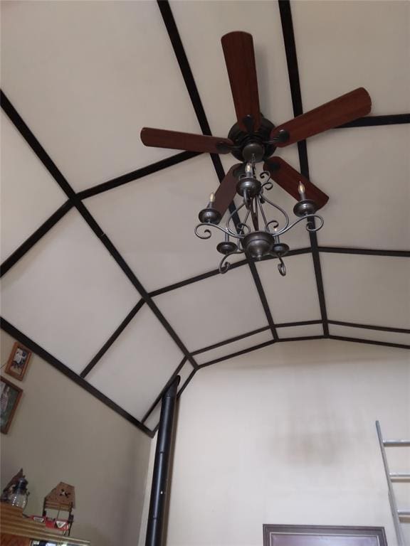 room details with ceiling fan