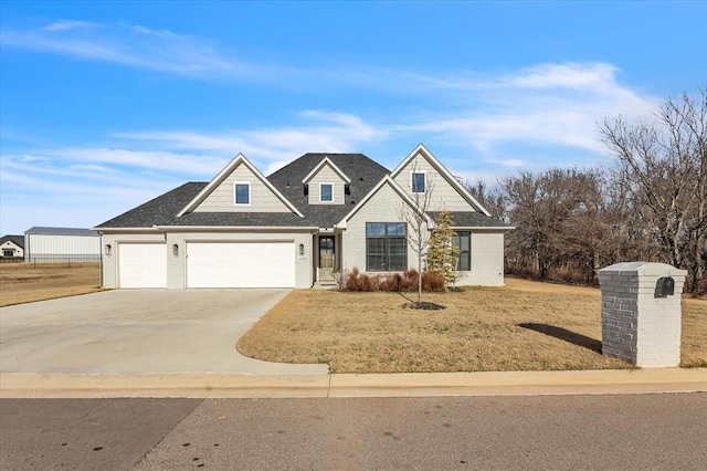 craftsman house featuring a garage