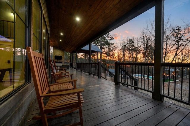 view of deck at dusk