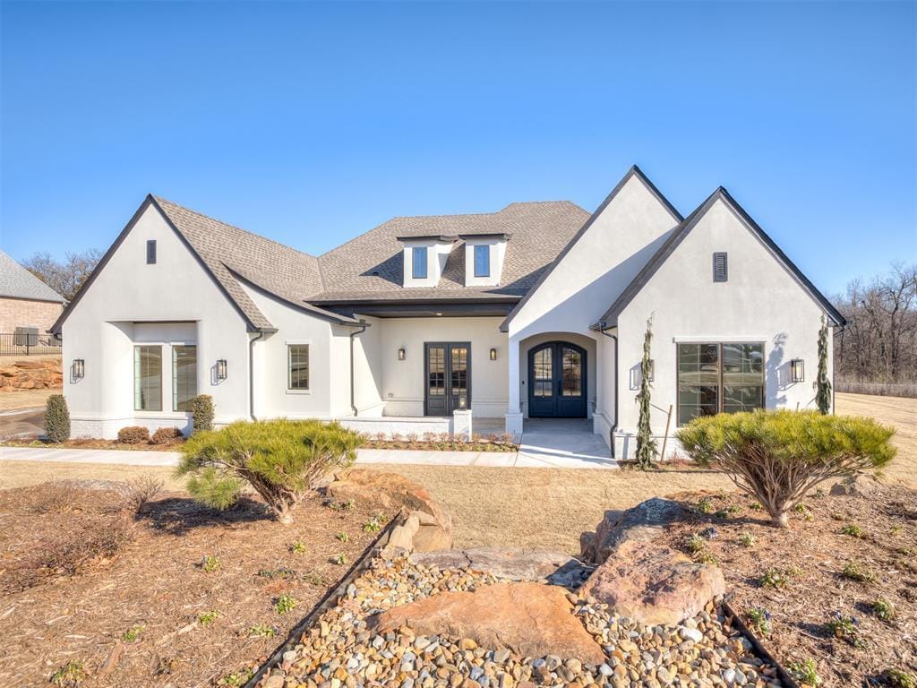 view of front facade featuring french doors