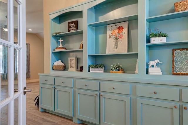 interior details with hardwood / wood-style flooring