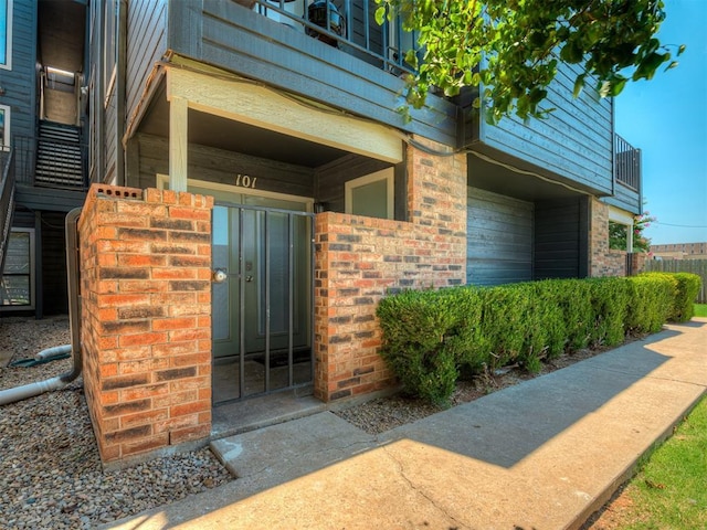 view of property entrance