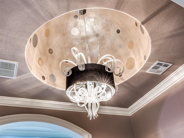 details with a chandelier and ornamental molding