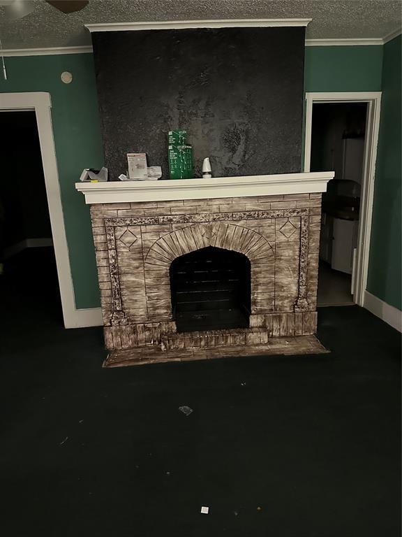 room details featuring ornamental molding