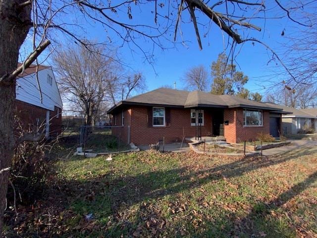 exterior space with a front yard