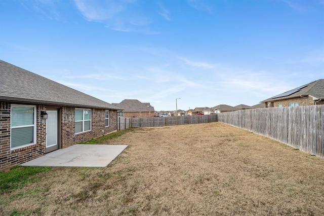 view of yard featuring a patio