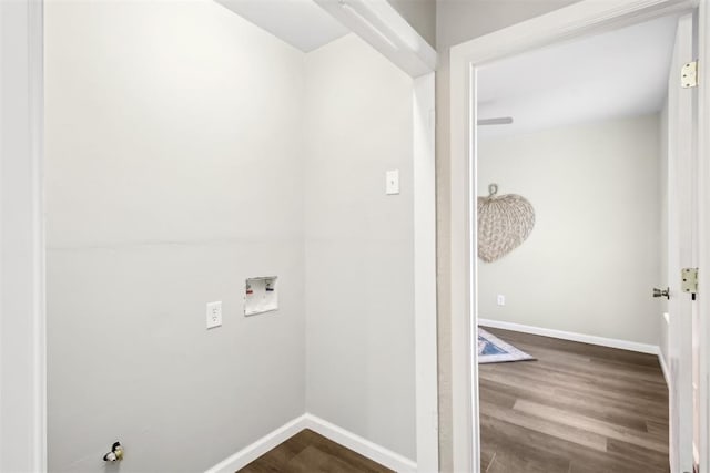 laundry room with washer hookup, laundry area, dark wood finished floors, and baseboards