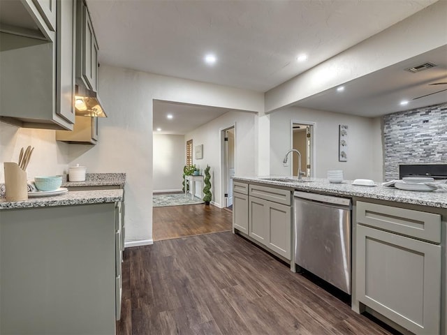 kitchen with dishwasher, gray cabinets, dark wood-type flooring, and sink