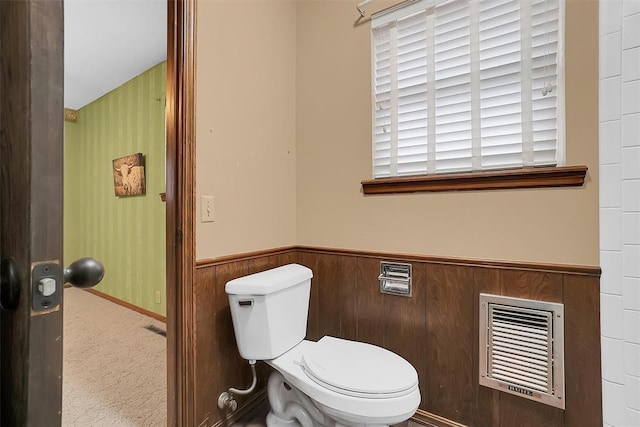 bathroom featuring toilet