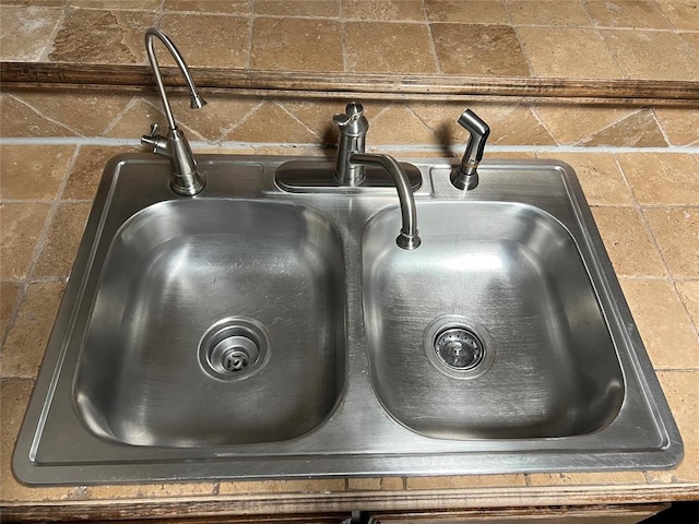 details with backsplash and sink