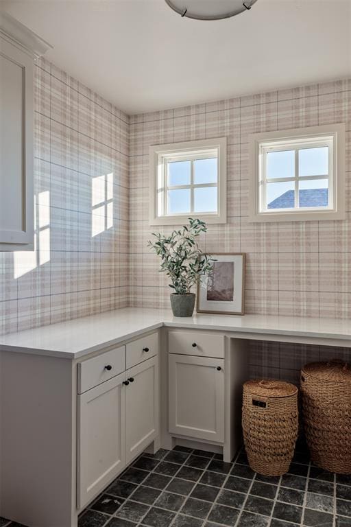 bathroom featuring a wealth of natural light