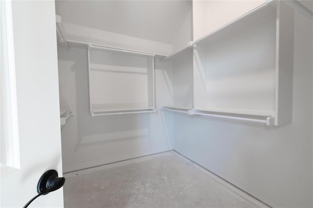 11813 Ethan Mark Dr, Yukon, OK 73099 - view of spacious closet