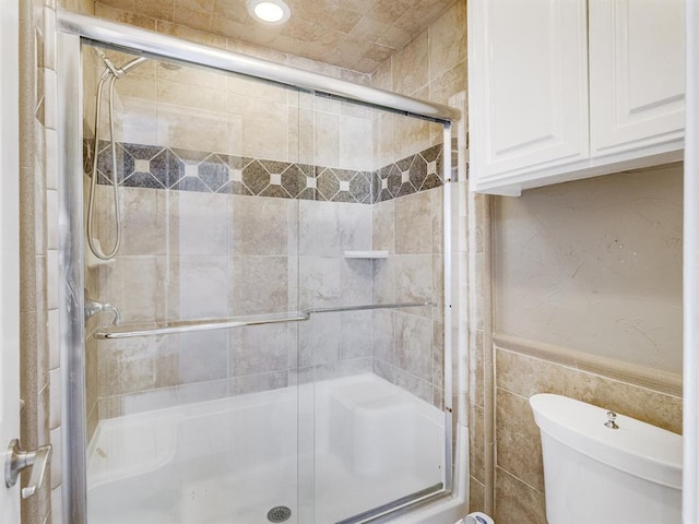 2207 Lake Front Cir, Norman, OK 73069 - full bath with a stall shower and recessed lighting