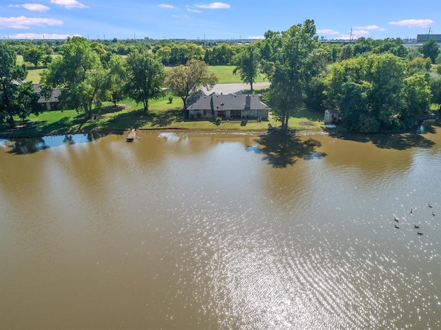 2207 Lake Front Cir, Norman, OK 73069 - water view