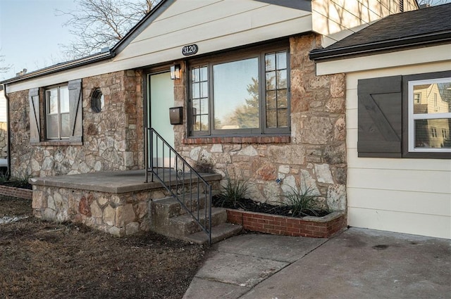 view of property entrance