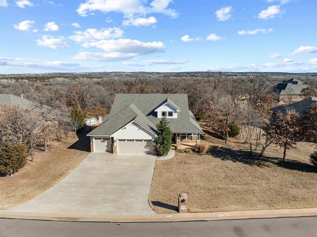 view of front of home featuring a garage