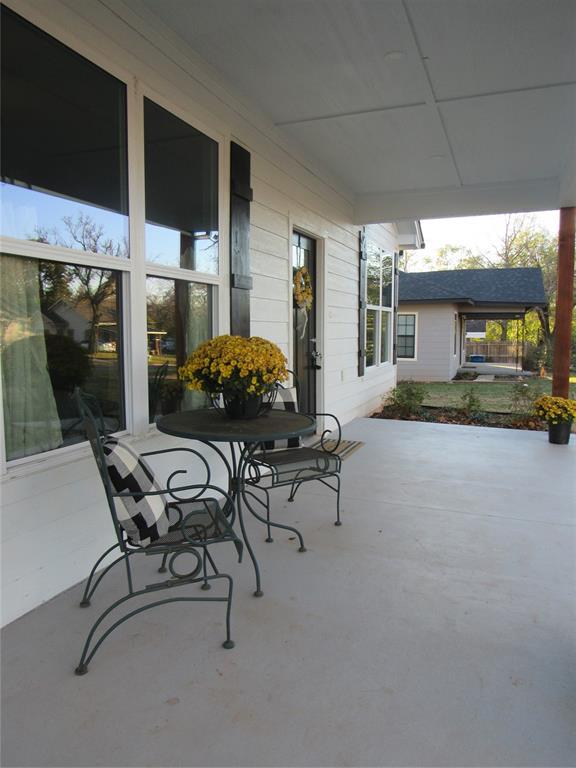 view of patio / terrace featuring a porch