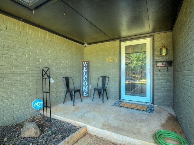 property entrance with a porch