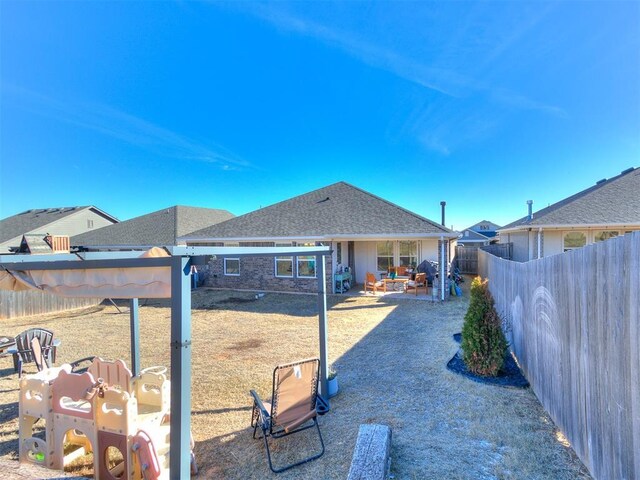 view of yard featuring a patio