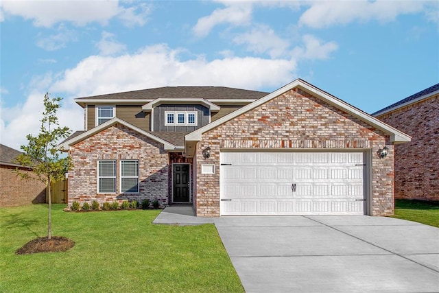 view of front of home featuring a front lawn and a garage