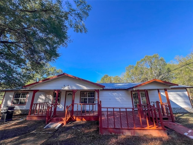 view of front of property with a porch