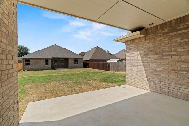 view of yard with a patio area