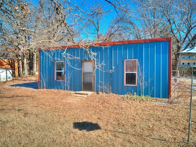 view of outdoor structure