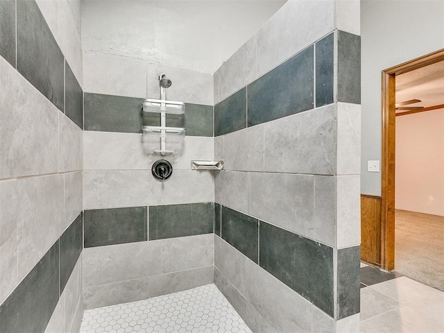 details with a tile shower