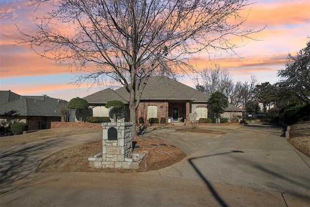 view of front of property