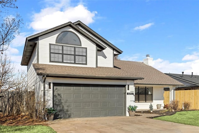 view of front facade featuring a garage