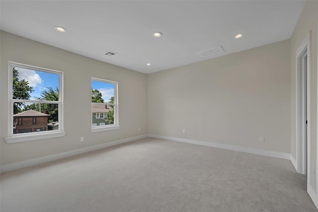 view of carpeted spare room