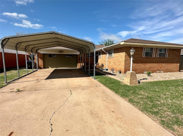 view of vehicle parking featuring a carport and a lawn