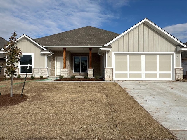 craftsman-style house with a garage