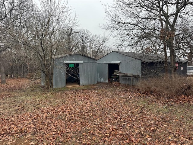 view of outdoor structure