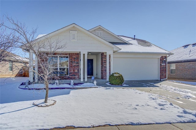 view of front facade with a garage