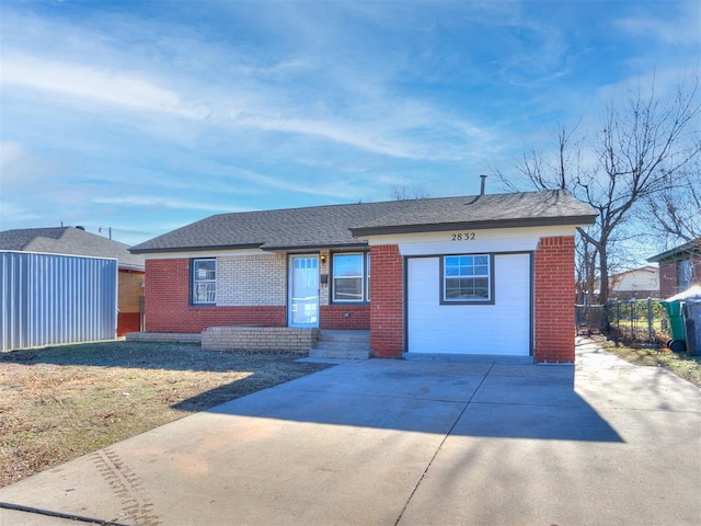 ranch-style house with a front yard